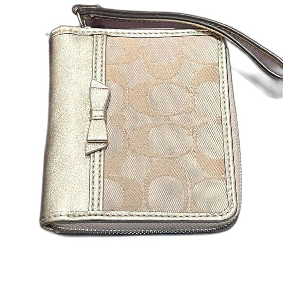 Coach Signature Zip Around Bow Gold Wallet Wristlet - Picture 6 of 6